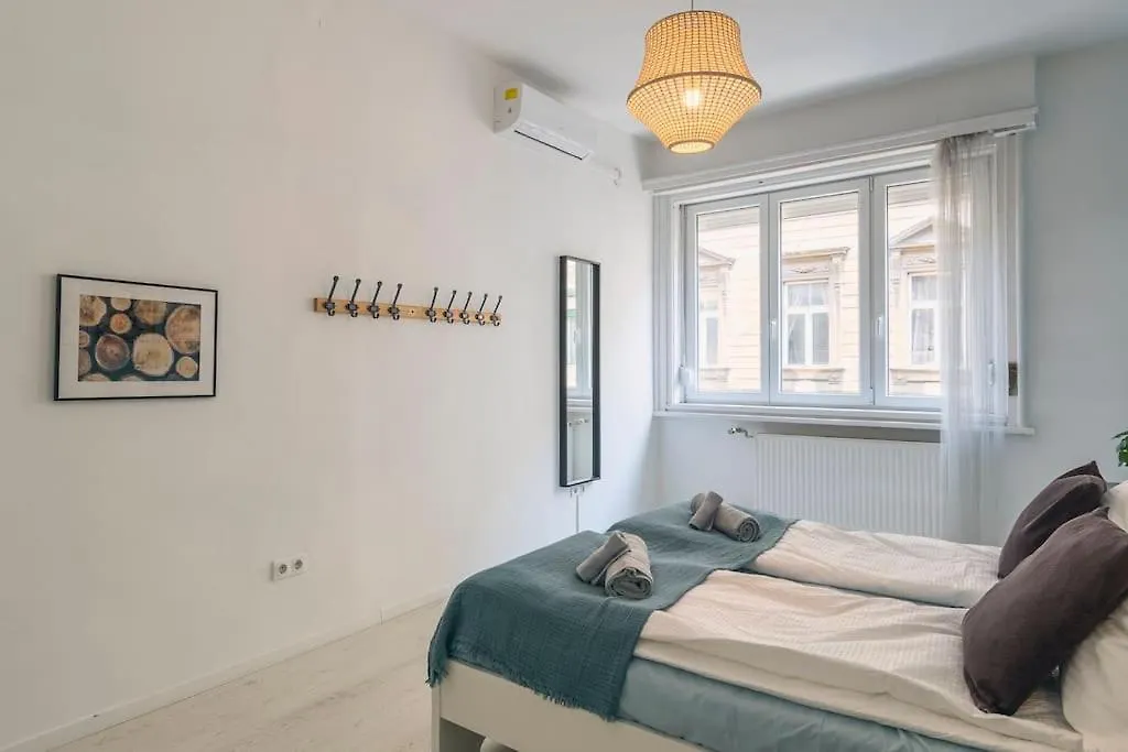 Apartment Center Apartment, Style, Best Location, Ac, Balcony Budapest
