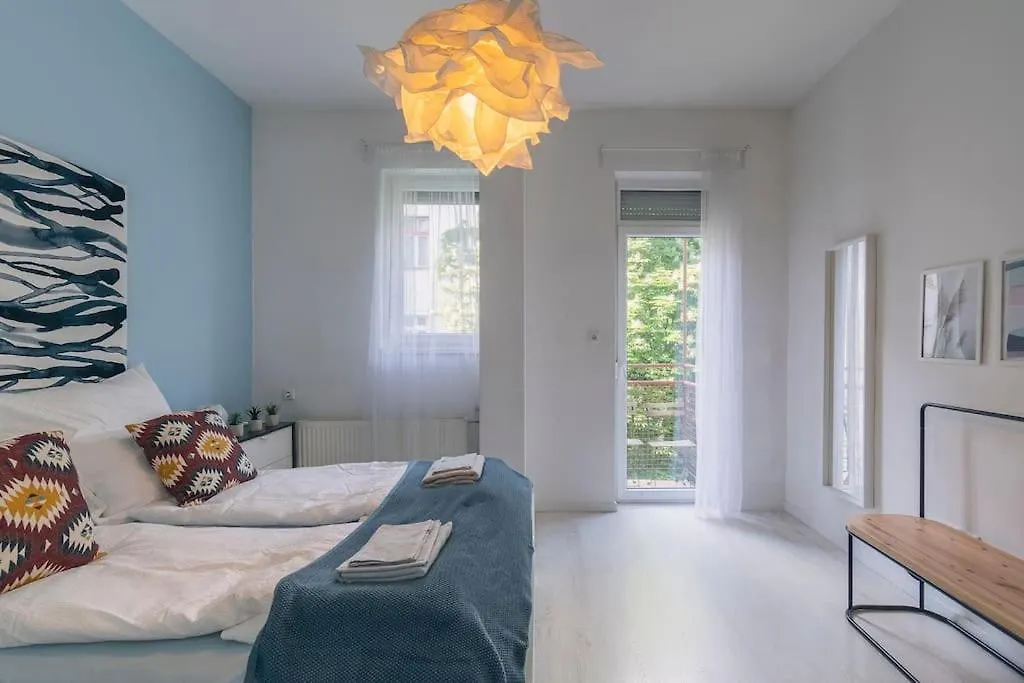 Center Apartment, Style, Best Location, Ac, Balcony Budapest